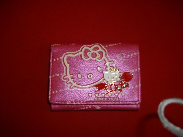 NOVA Hello Kitty denarnica, cena 10 €