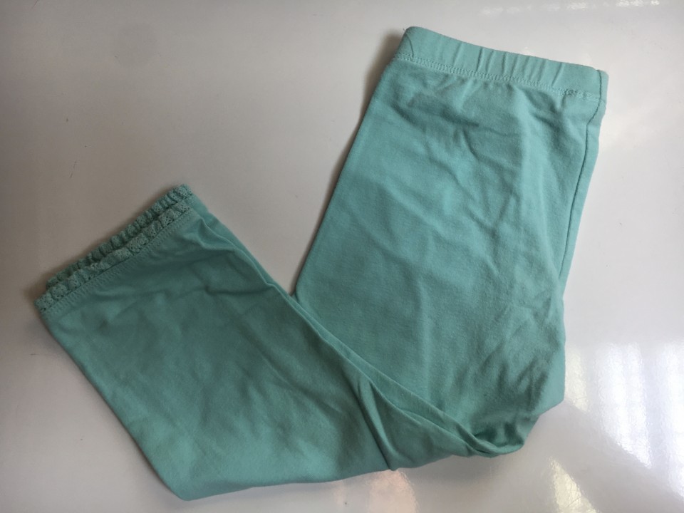 Benetton legice vel.110-4 €