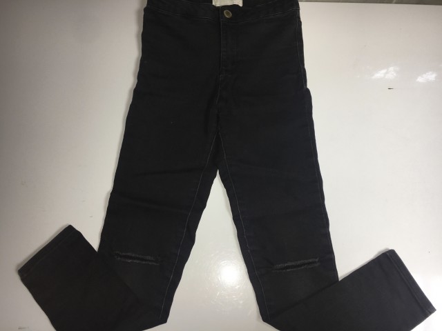 Zara jeans hlače vel.128-6,50 €