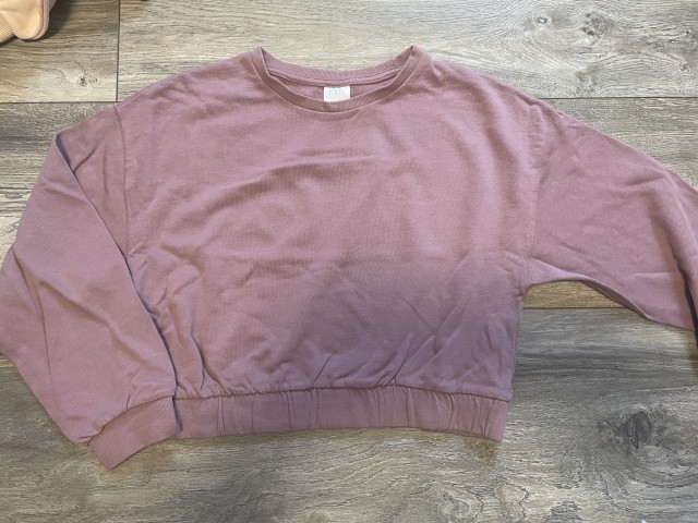 Zara pulover vel.152-6 €