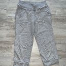 Benetton kapri hlače vel.120-6 €