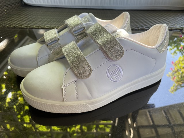 Superge Sergio Tacchini št.35-25 €