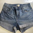 H&M jeans kratke hlače vel.38-10 €