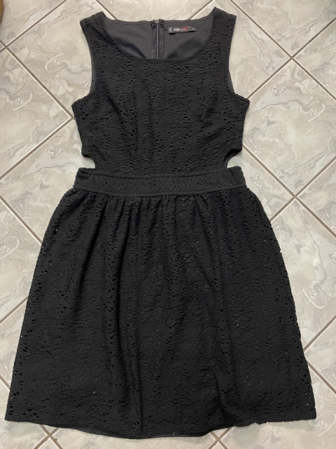 Obleka vel.S-10 €