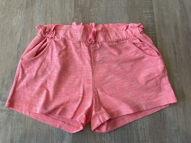 H&M kratke hlače vel.122-128-4 €