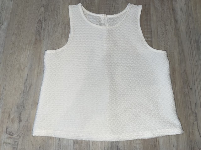 Majčka vel.134-4 €