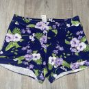 Benetton kratke hlače vel.130-4,50 €