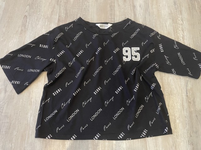 H&M majčka vel.146-152-5 €