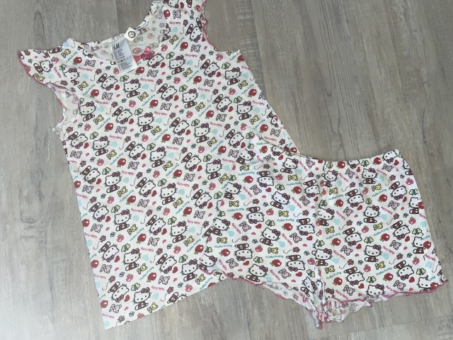 H&M Hello Kitty pižama vel.122-128-5 €