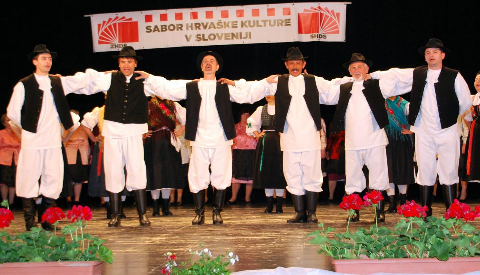 1. Sabor Hrvatske kulture Lendava 2012 - foto povečava