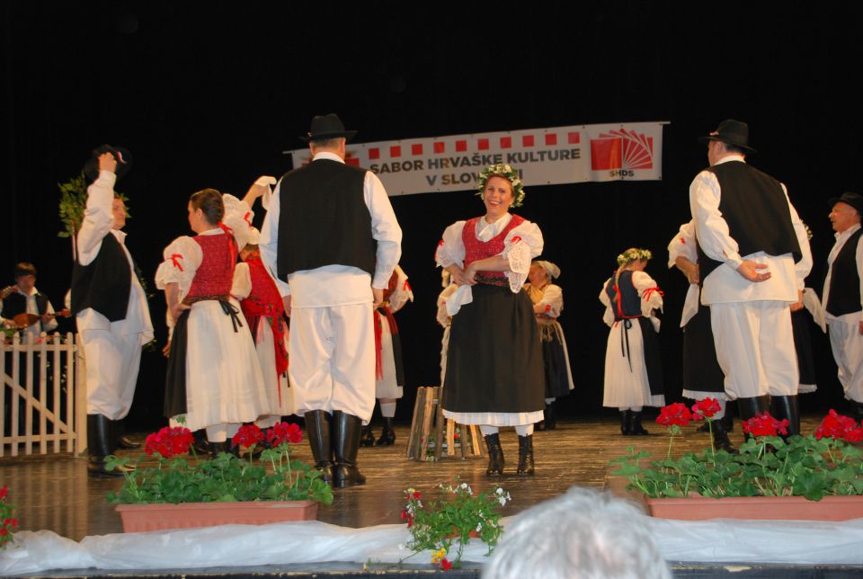 1. Sabor Hrvatske kulture Lendava 2012 - foto povečava