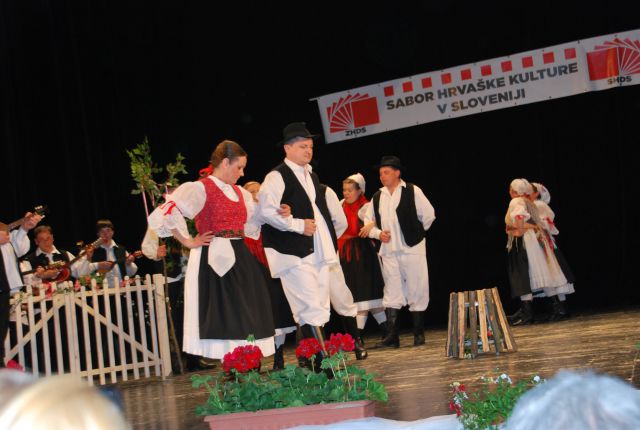 1. Sabor Hrvatske kulture Lendava 2012 - foto