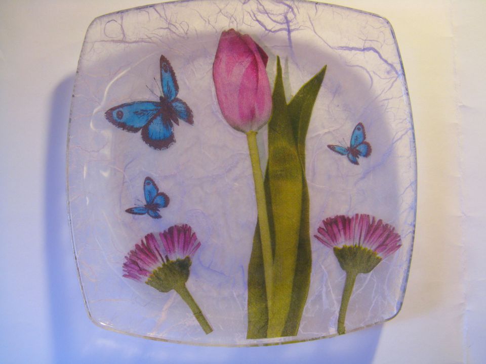 Pomladni steklen krožnik (servietna tehnika) 2012