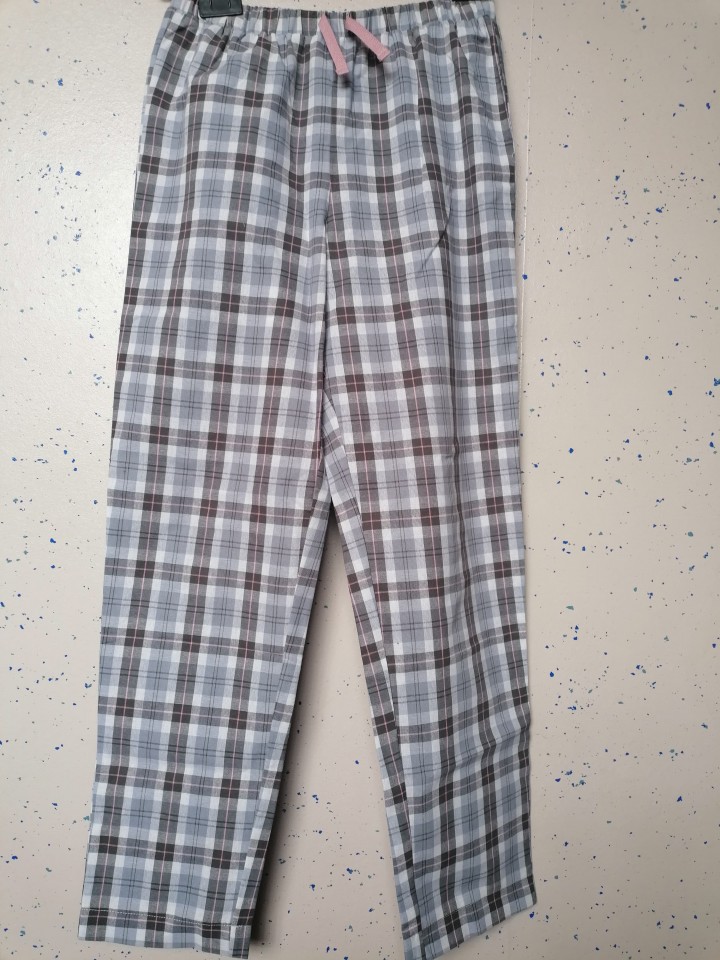 Dekliška pižama 152 10€ - foto povečava