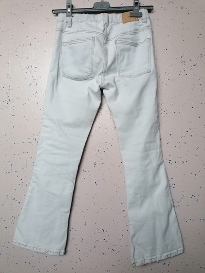 Zara dekliske jeans 146-152 12€ - foto