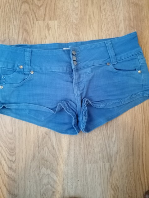 Dekliške kratke hlače xs 5€ - foto
