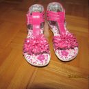 roza sandalčki