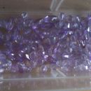 plastične, violične perlice