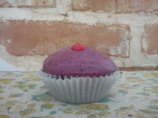 Blueberry cream cheese frosting