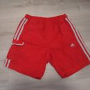 Adidas kratke hlače 134...4€