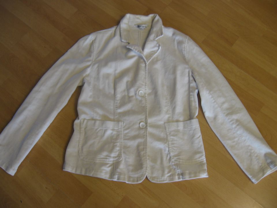 žametna jakna L, 5€