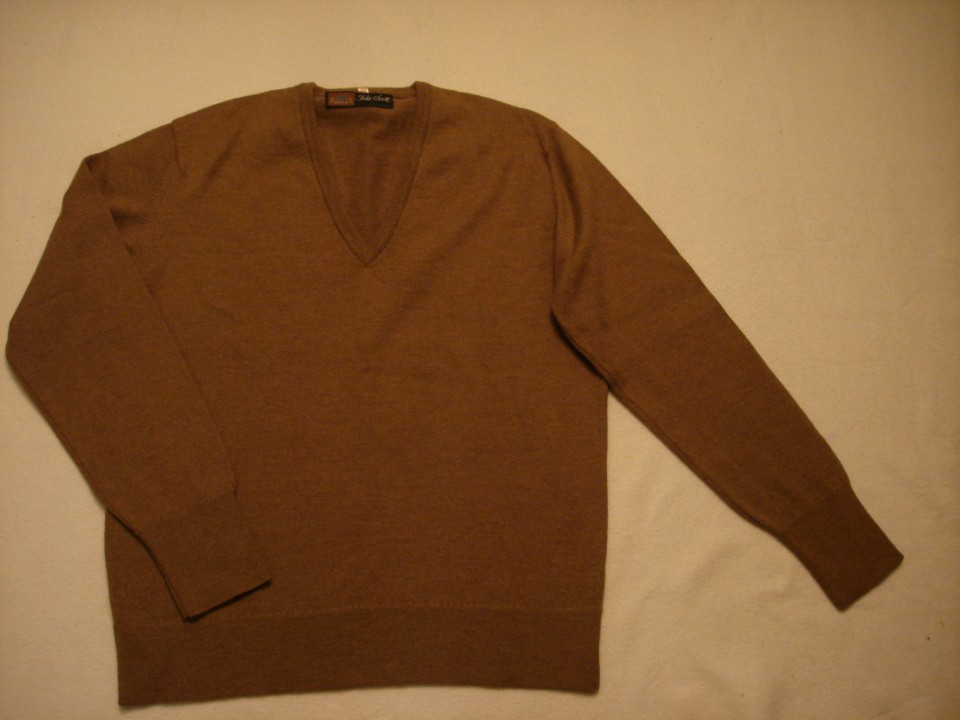 pleten pulover L.....4€