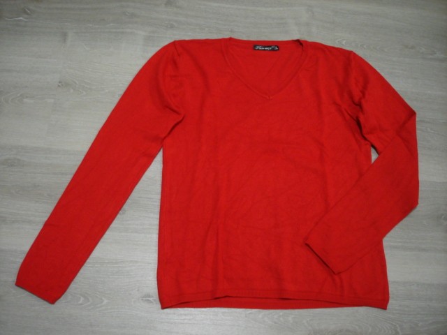 pulover L...3€