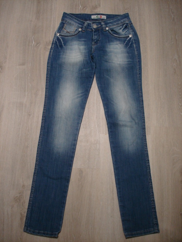 Emporio Armani jeans kavbojke, S...8€