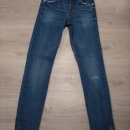 Zara stretch kavbojke 34....5€