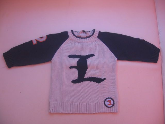 pulover H&M, št. 74, 4€