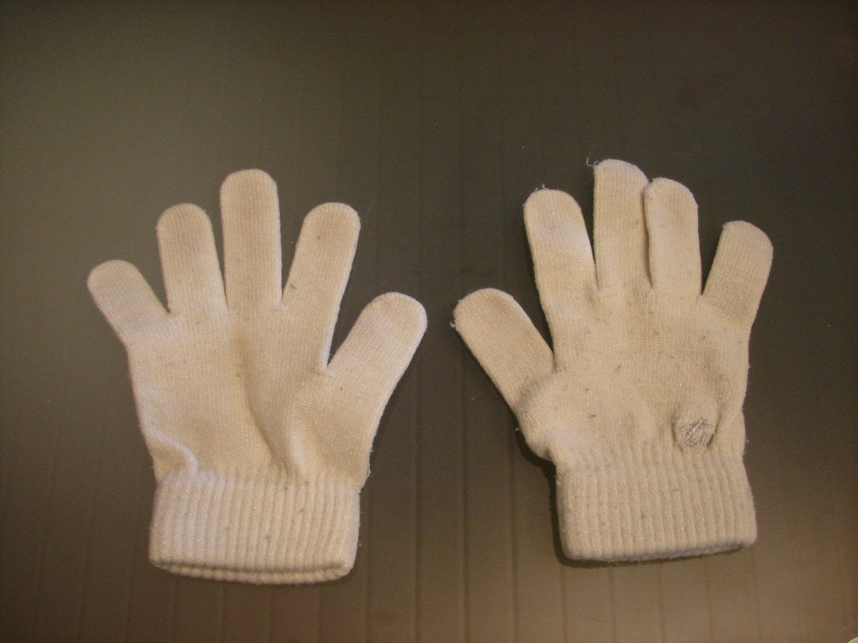 rokavice 4-5 let..110-116, 1€