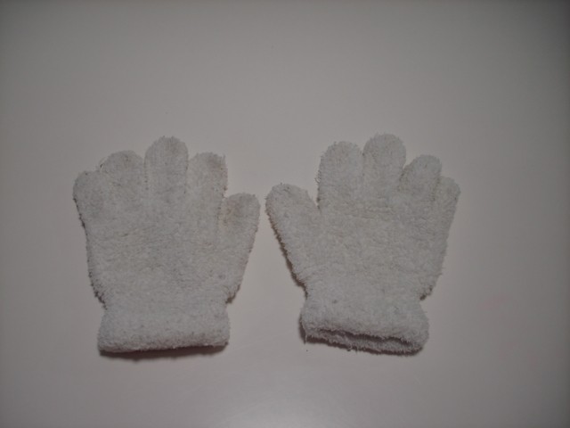 rokavice cca 10 let...1€