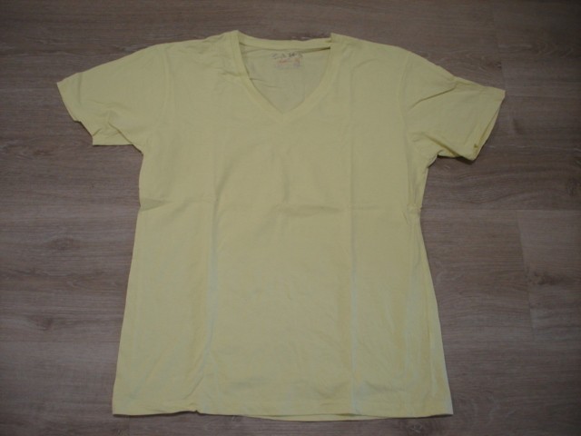 Zara majica L.... 3€