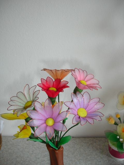Rože iz najlon nogavic - foto povečava