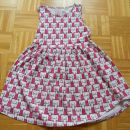 *oblekica young dimension št.122 - 2 eur