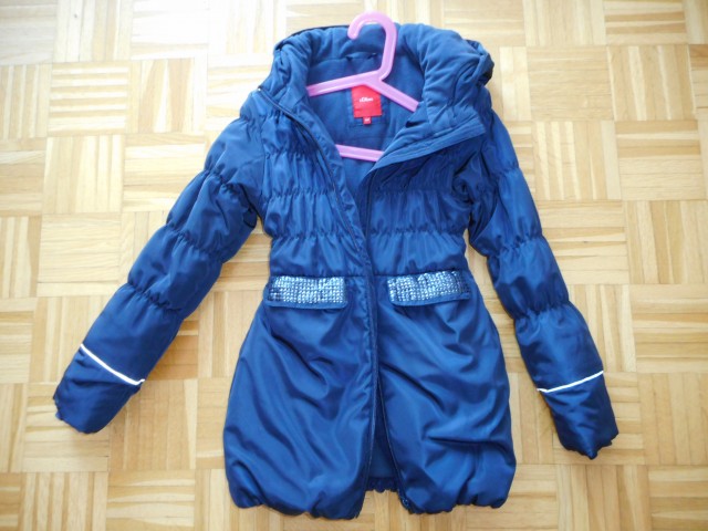 Zimski plašček s.oliver št.134 - 25 eur