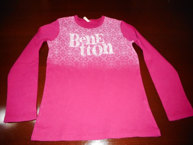 Majčka benetton št.m -130 cm