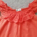 *majčka H&M št. 122-128 (nosljiva kot št. 134-140) - 2 eur