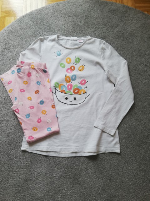 *pižama Zara št. 140 - 4 eur