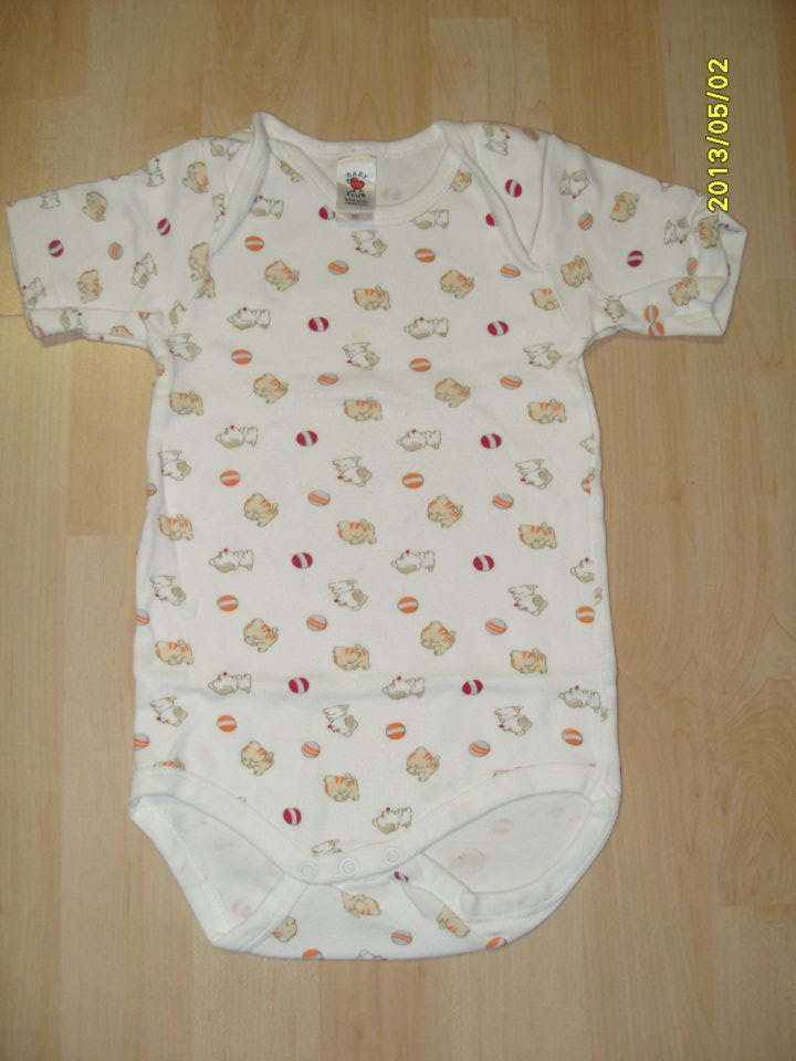 Body s kratkimi rokavi št. 92 2eur