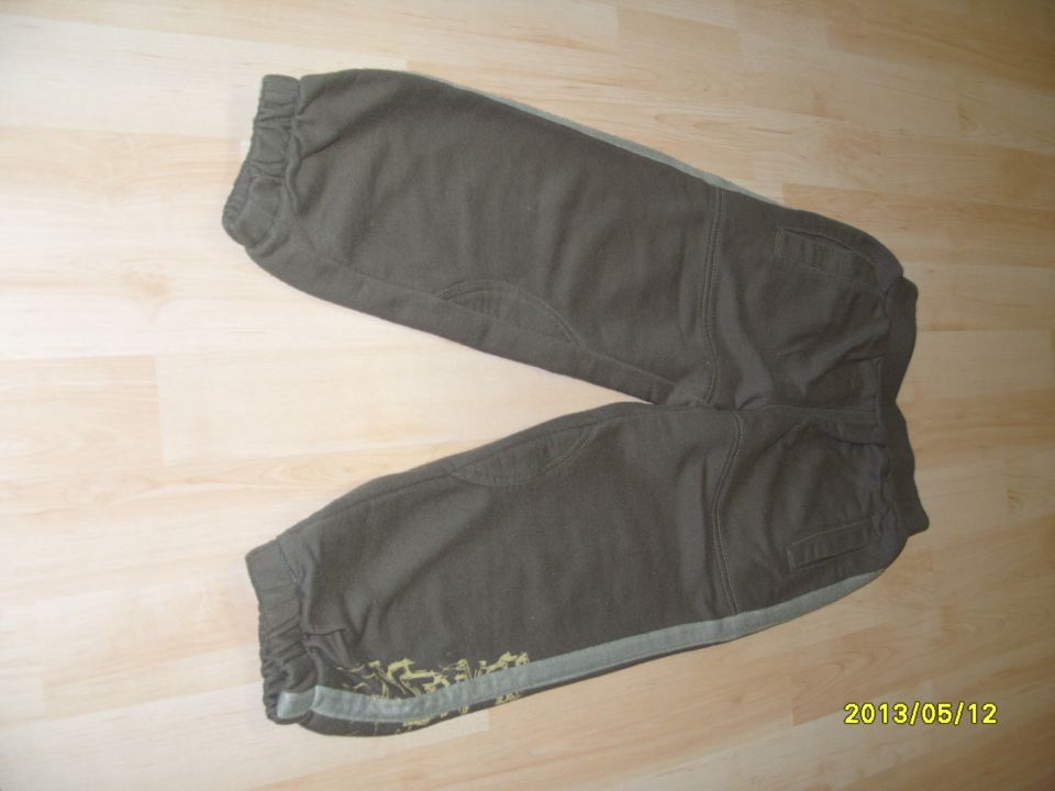 Trenerka hlače št.110 6eur