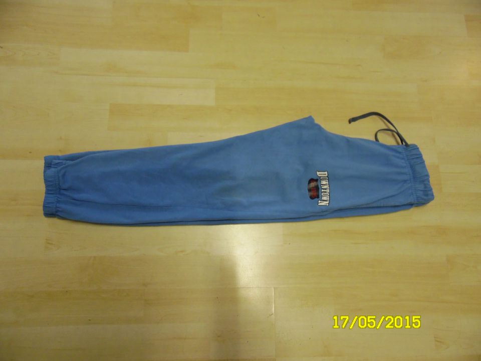 sp.del trenerke št.122 4eur