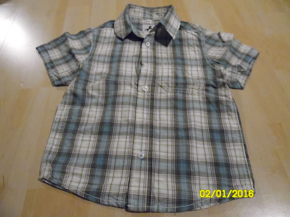 srajca C&A št.104 3,5eur
