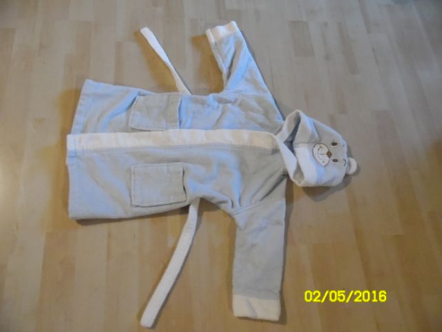 Kopalni plašč c&a št.92/98 8eur