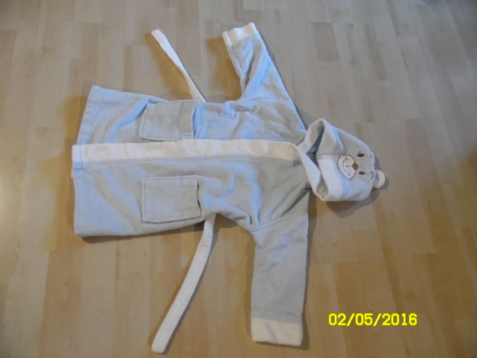 kopalni plašč c&a št.92/98 8eur