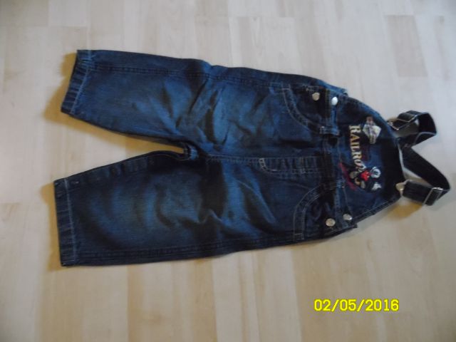 Jeans hlače na naramnice št.80/86 7eur