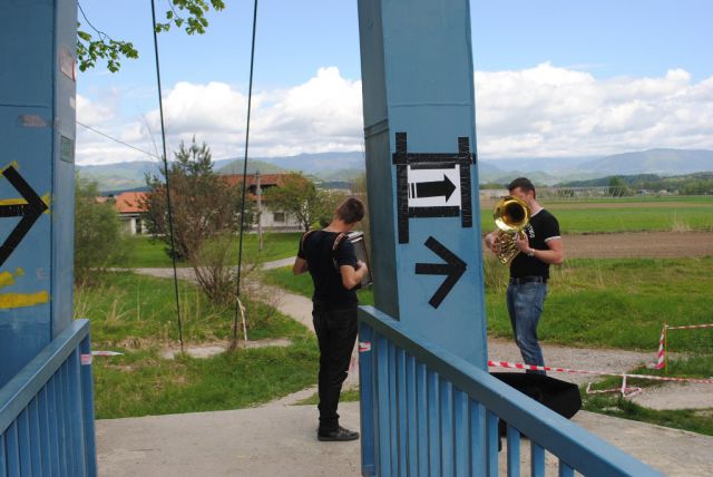 Antenin tek čez viseči most 2013 - foto