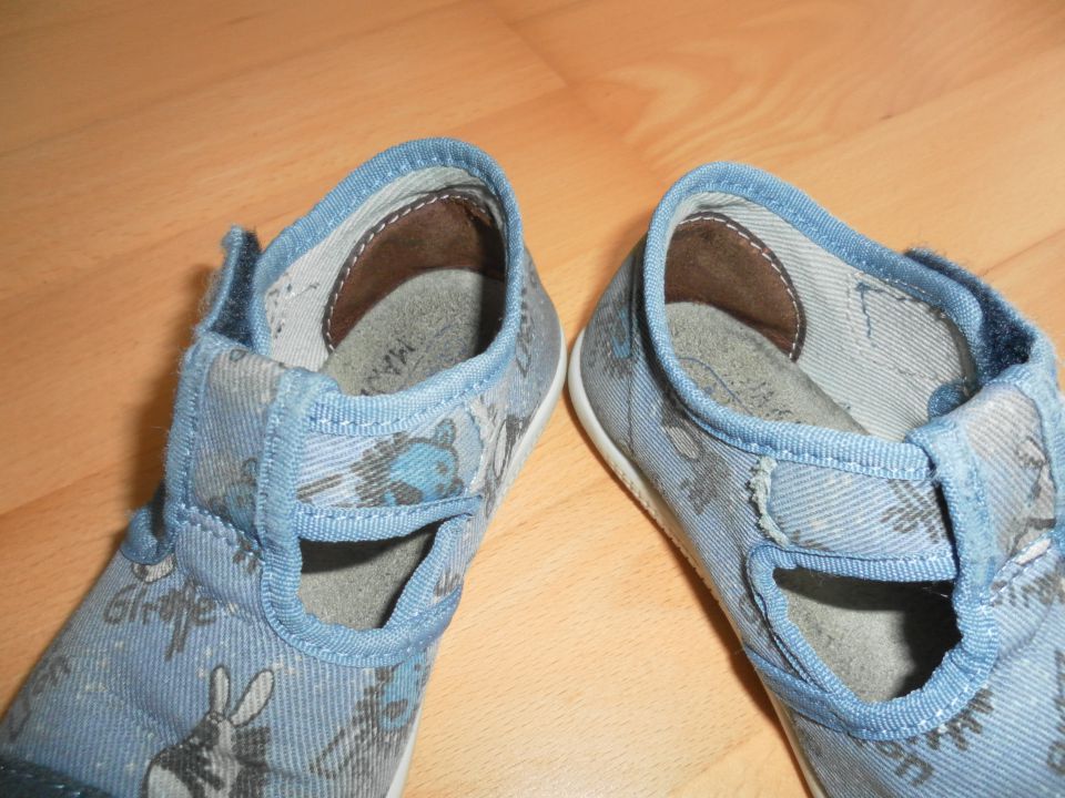 Otroški čevlji - foto povečava