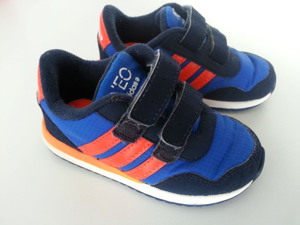 Adidas Neo 21