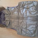 H&M brezrokavnik št.146  5€